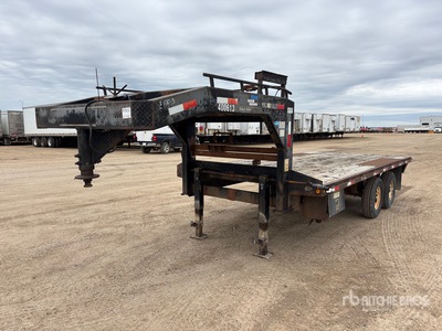 2001 Precision 18 ft T/A Gooseneck Flatbed Trailer
