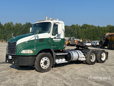 2012 Mack CXU613 6x4 Cabeza Tractora Cabina Corta