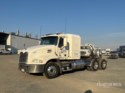 2014 Mack CXU613 Cabina con cuccetta per trattore stradale