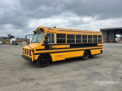 1999 Chevrolet 4x2 16-Seat School Bus