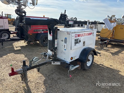 2013 Multiquip Night Hawk LT12 6 kW منارة