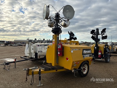 2013 Allmand Maxie-Lite V-TWR 20 kW を見 Light Tower