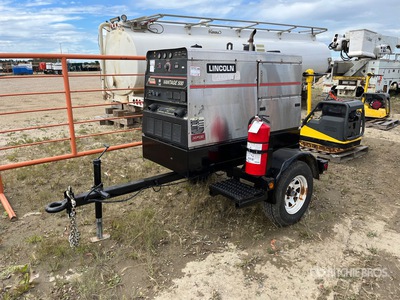 2004 Lincoln Vantage 500 575 A Mobile Multi-Process Engine Driven Welder