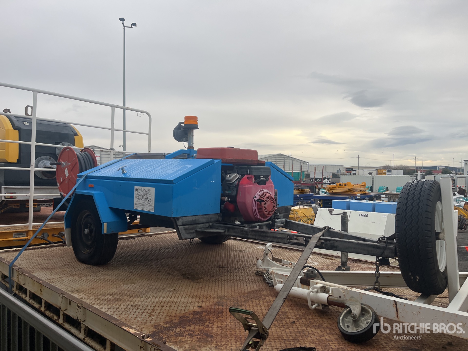 2002 R Walker S/A Utility Trailer