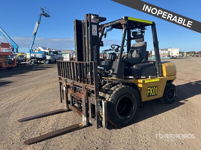 1996 Toyota 02-6FD40 Forklift (Inoperable)