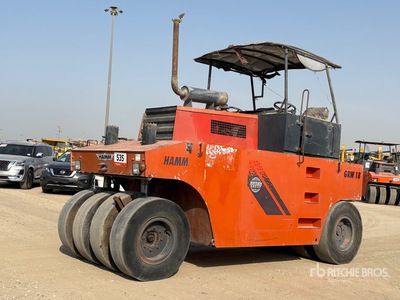 2001 Hamm GRW18 8 Wheel Pneumatic Roller