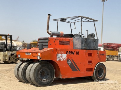 2004 Hamm GRW18 8 Wheel Pneumatic Roller