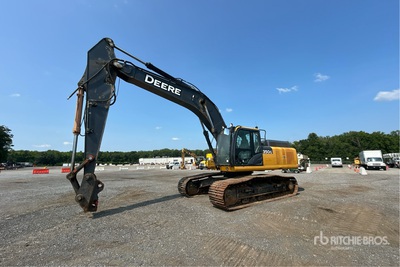 2021 John Deere 350G LC Tracked Excavator