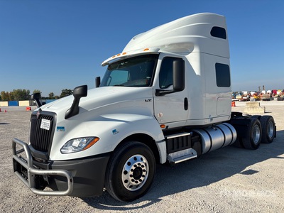 2023 International LT625 6x4 T/A Sleeper Truck Tractor