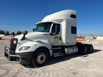 2023 International LT625 6x4 Tracteur routier couchette