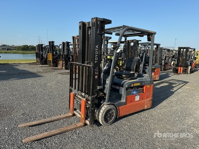 2022 Toyota 8FBE20U 3450 lb Chariot Élévateur Électrique