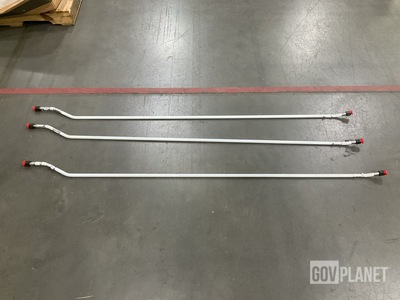 (37) Boeing 7-562104011-1 Fittings