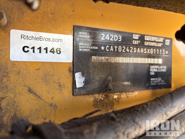 MINI CARGADOR SOBRE RUEDAS 2020 CATERPILLAR 242D3
