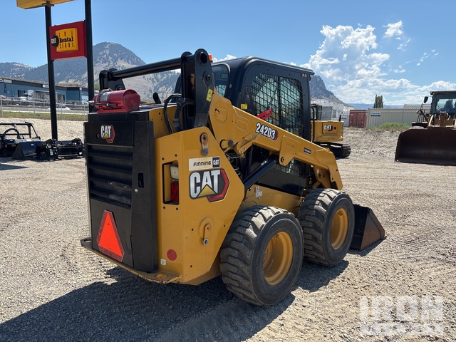 MINI CARGADOR SOBRE RUEDAS 2020 CATERPILLAR 242D3