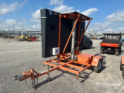 2018 Wanco WTMMB-A Solar Prikbord