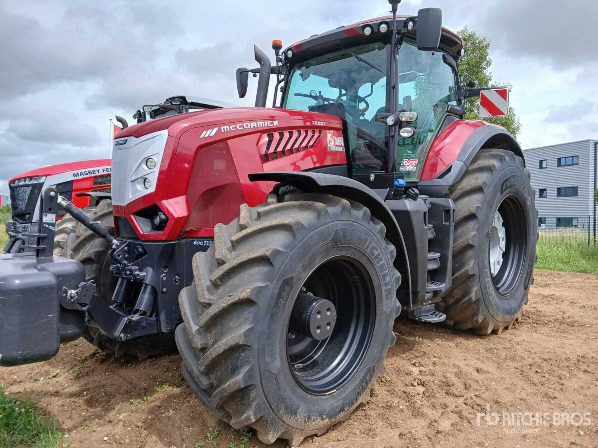 2023 McCormick X8.627 VT Drive Tracteur Agricole 4WD Tractor Agrícola