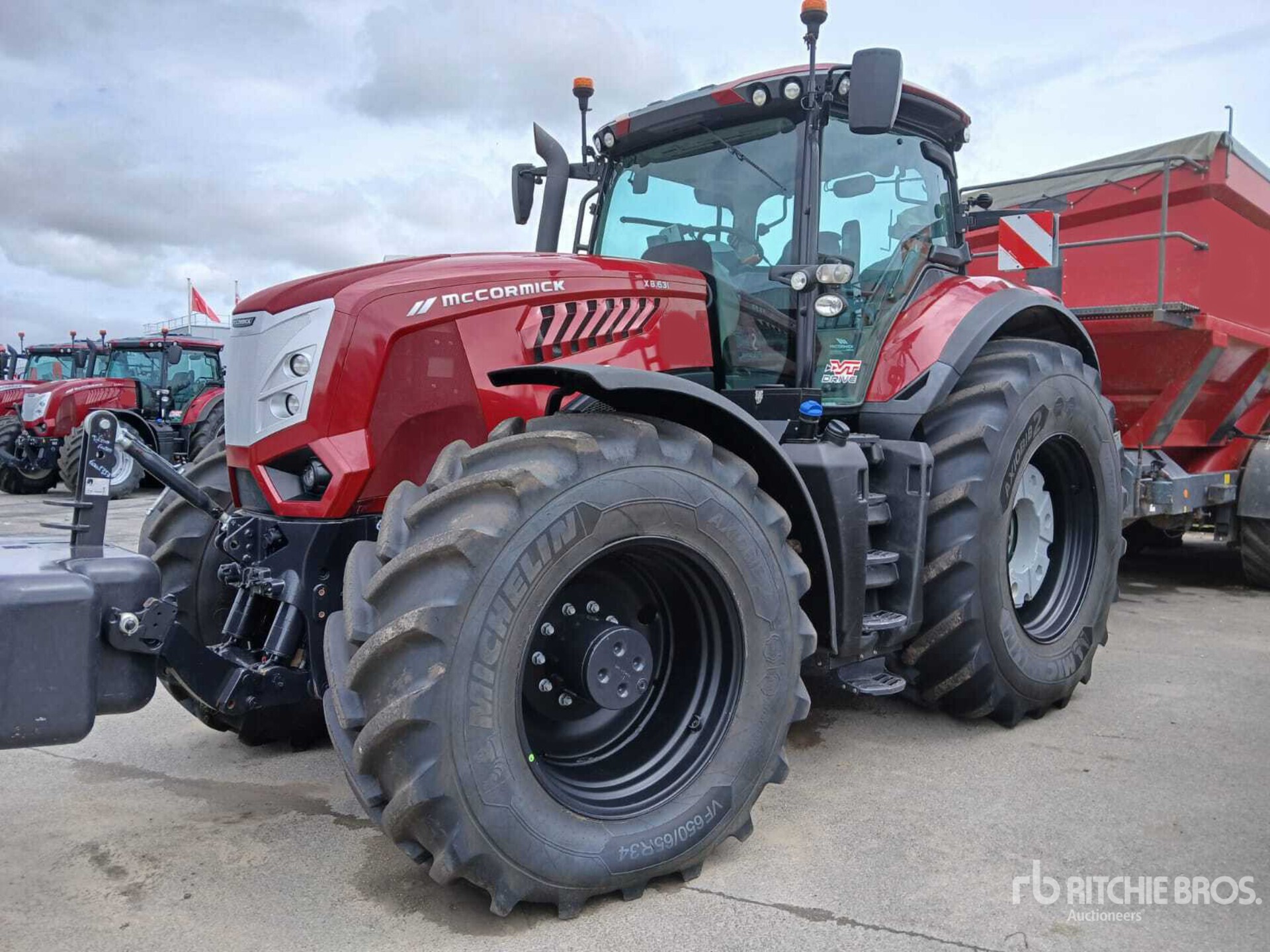 2023 McCormick X8.631 VT Drive Tracteur Agricole 4WD Tractor