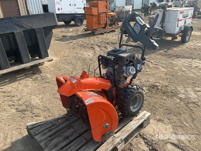 Husqvarna 30 in Quitanieves de soplado (Inoperable)