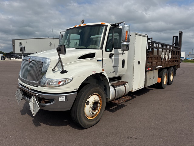 2014 International 4400 6x4 Flatbed Truck