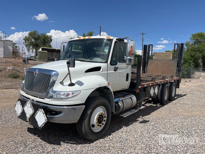 2014 International Workstar 7400 6x4 شاحنة مسطحة
