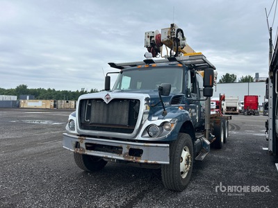 Posi-Plus on 2008 International 7400 6x4 Extended Cab Bucket Truck