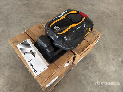 2023 Cub Cadet XR5 Electric Qte de Robots De Tonte Qty Of