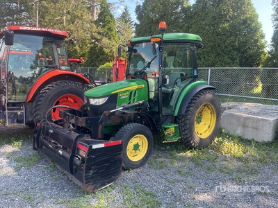 2018 John Deere 4066R 4WD ユーティリティトラクター