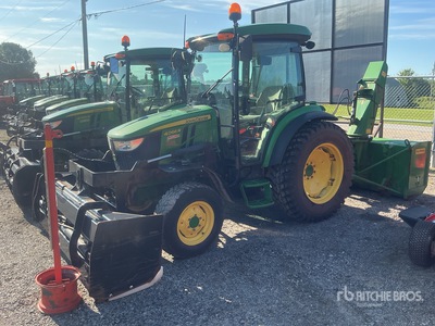 2018 John Deere 4066R 4WD ユーティリティトラクター