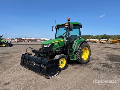 2018 John Deere 4066R 4WD tractor utilitario