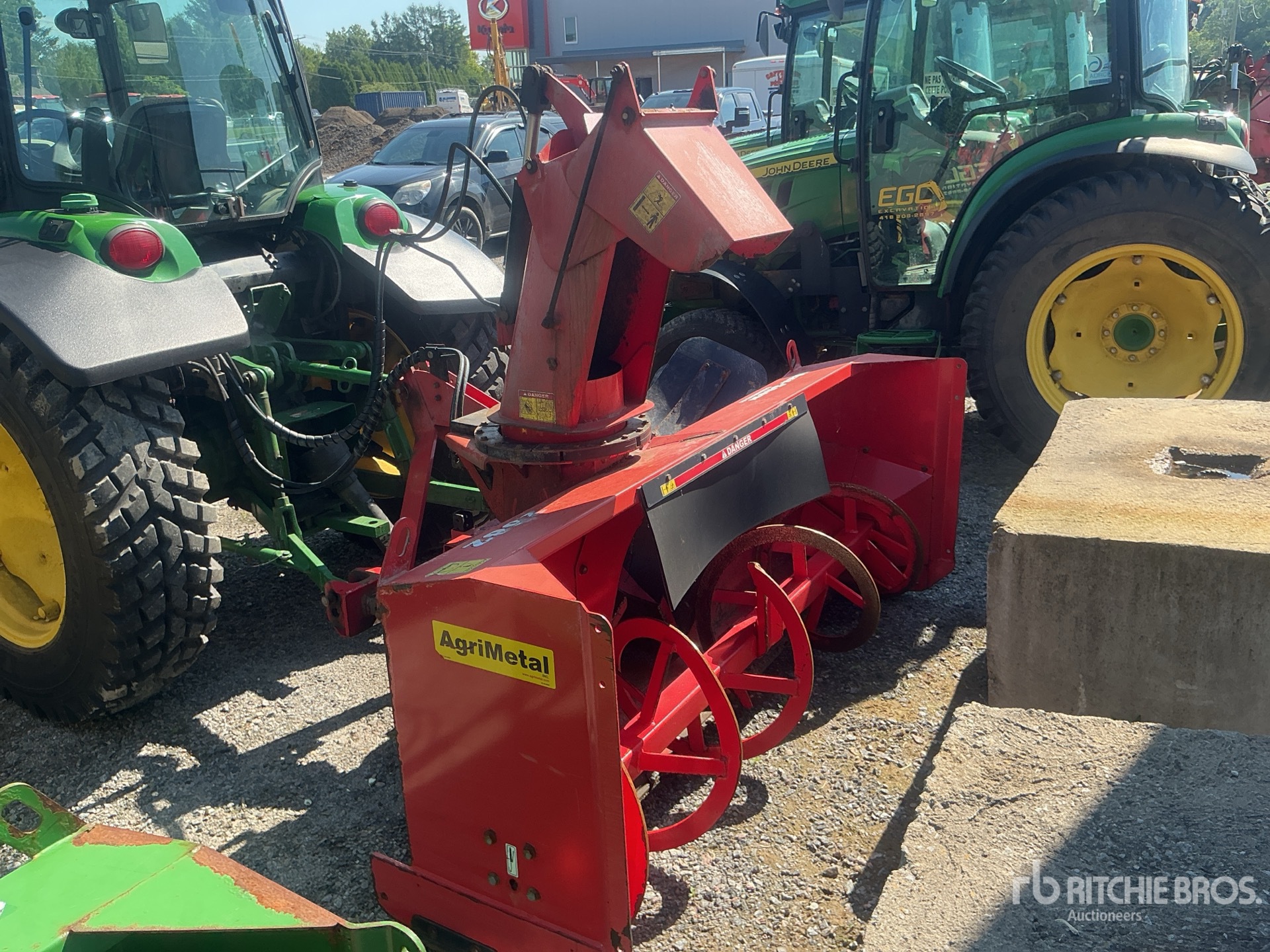 AgriMetal 2682 82 in Quitanieves de soplado - Fits Tractor