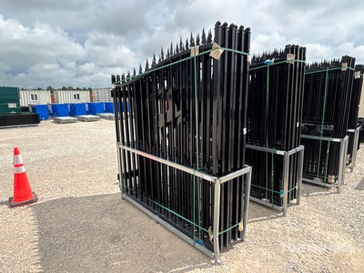 Quantity of 6 ft 11 in x 7 ft 5 in Wrought Iron Einfahrtstor