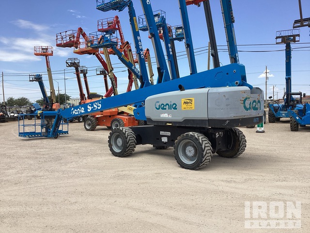 ELEVADOR TELESCóPICO 2017 GENIE 4WD S85