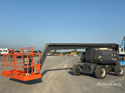 2015 JLG 800A 4WD Gasoline Plataforma Elevadora Articulada
