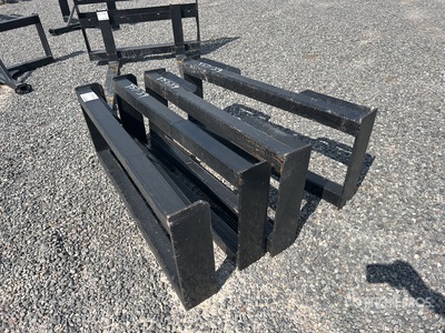 Quantity of (4) All-Star Skid Steer Attachment Mounting Plate (Unused)