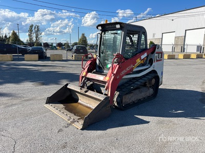 2018 Takeuchi TL8CW Oruga cargadora compacta