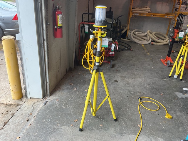 Lind Beacon 360 Blaze Light Tower