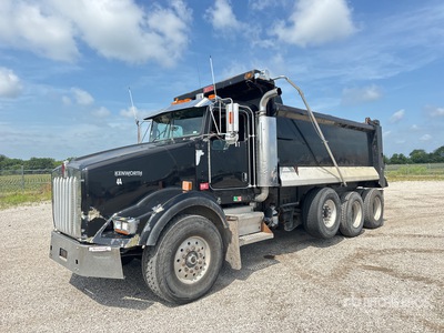 2007 Kenworth T800 8x4 Tri/A Dump Truck