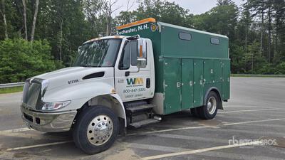 2003 International 4300 Service Truck