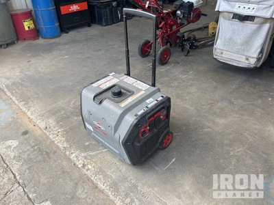 Briggs & Stratton P4500 4.5 kW Portable Generator Set