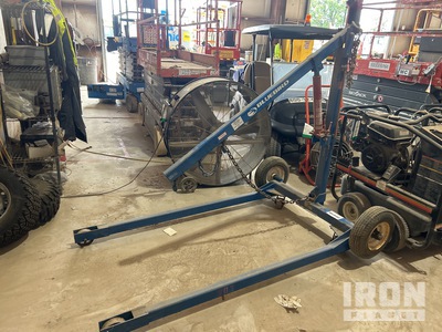 BlueBird CA60 20TD Engine Hoist