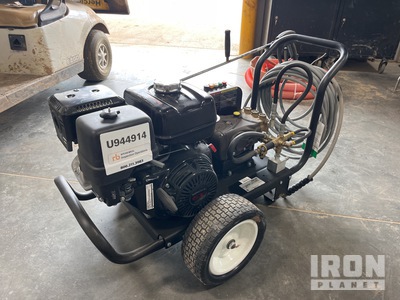 Mi-T-M CW-2505-HERC Pressure Washer