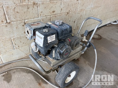 Mi-T-M CBA-4004-HERC Pressure Washer
