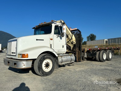 1991 Cormach 13500 Articulated Boom on 1994 International 9200 6x4 Crane Truck