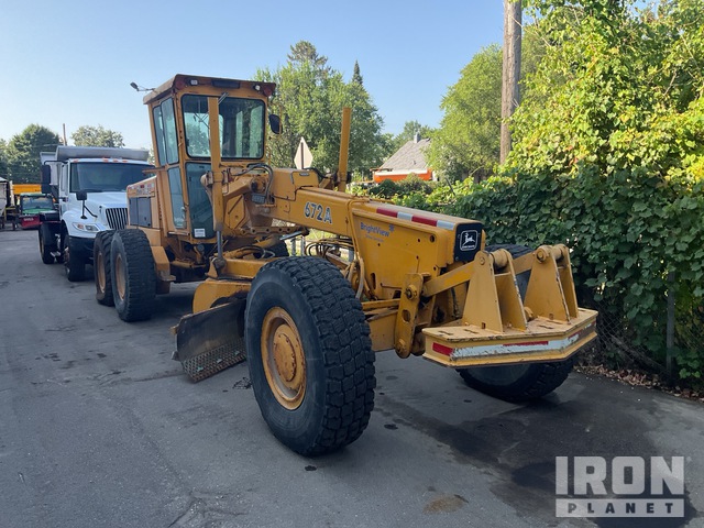 MOTOCONFORMADORA JOHN DEERE 672A
