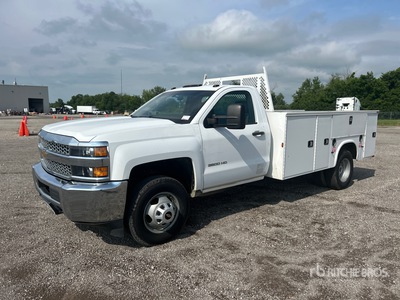 2019 Chevrolet Silverado 3500HD 4x4 ユーティリティトラック