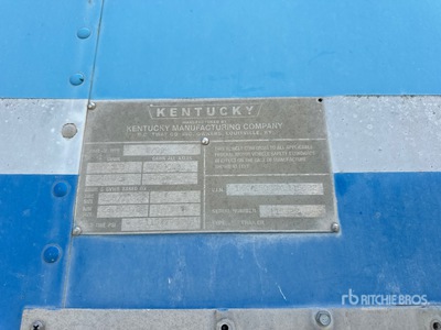 1999 Kentucky 50 ft T/A Remolque de furgoneta