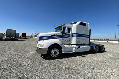 2015 Kenworth T660 6x4 Tracteur Routier Couchette