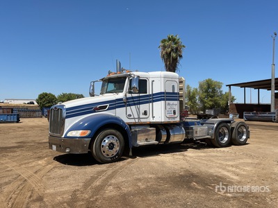 2012 Peterbilt 386 T/A Sleeper Truck Tractor