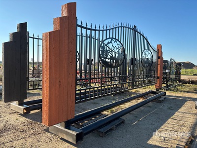 23 ft 9 in x 8 ft 10 in Steel Bi-Parting Driveway Gate (Unused)