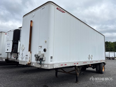 2015 Great Dane CLA-1311-02028 28 ft x 96 in S/A Van Trailer